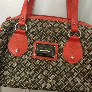TOMMY HILFIGER | monogram purse